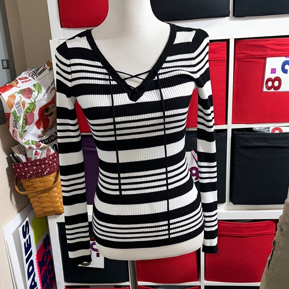 OhMG!  Black and White Striped V-Neck Sweater Size medium